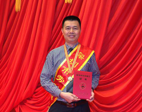 勞動(dòng)創(chuàng)造幸福！全國(guó)勞動(dòng)模范劉中華：設(shè)計(jì)“鳥巢”鋼結(jié)構(gòu)一戰(zhàn)成名！